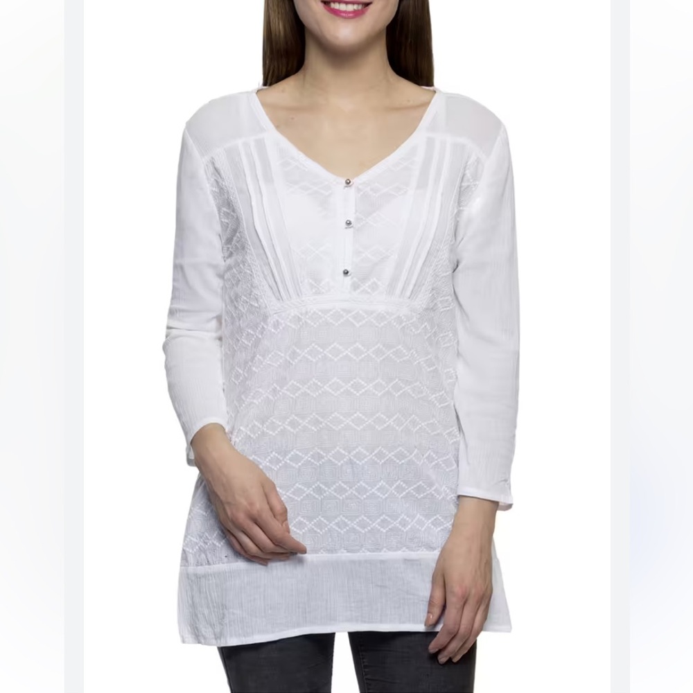 Bandolino - White Textured Women's Tunic - Size Large